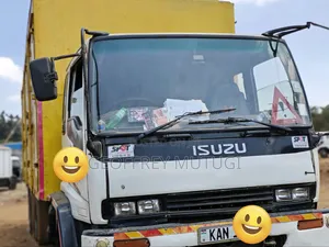 Isuzu FVX 2001 White