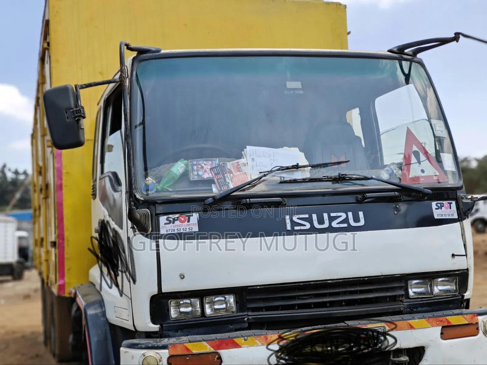 Isuzu FVX 2001 White