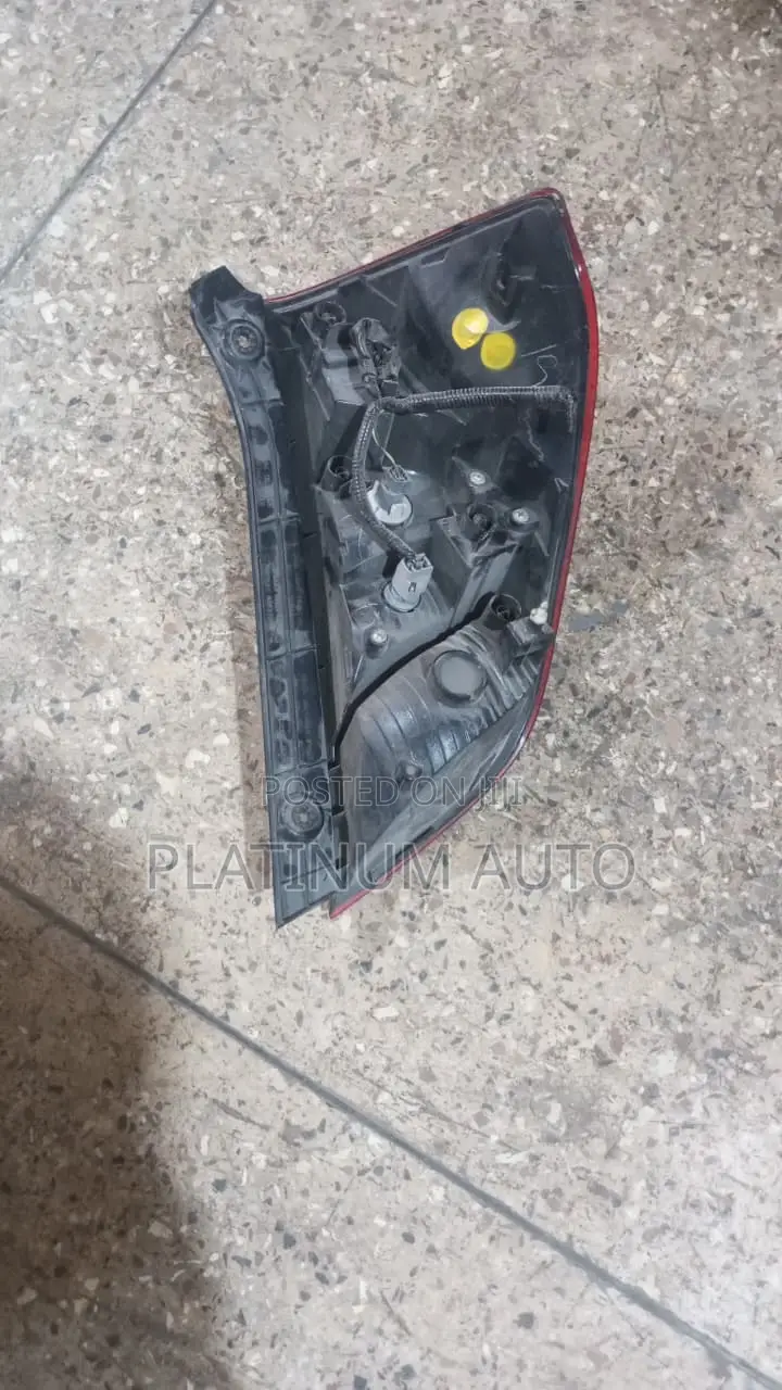 Back Light Honda Fit Shuttle 2015
