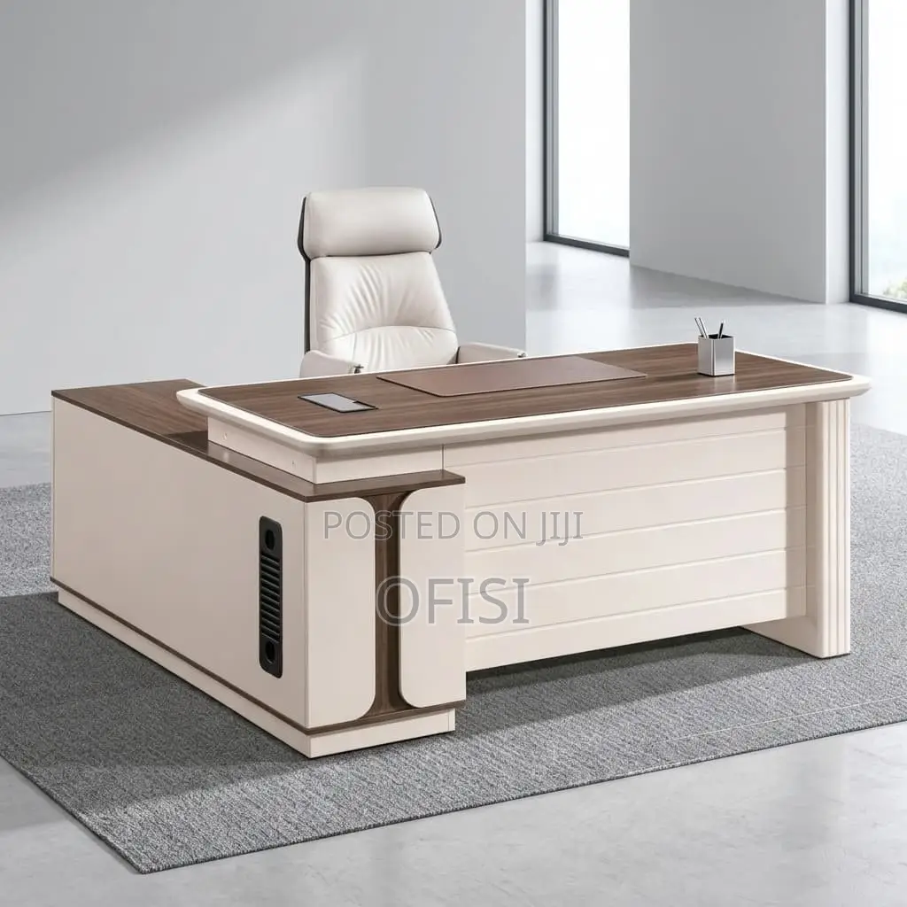 Office Desk; Executive Office Desk of 1.6 Meters