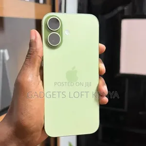 New Apple iPhone 17 256 GB Green
