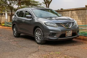 Nissan X-Trail 2015 Gray