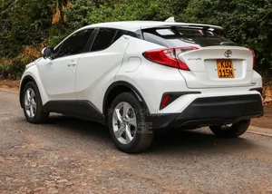 Toyota C-HR 2017 White