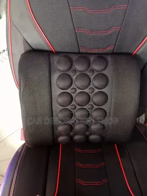 Ergonomic Rectangular Massage Cushion With Textured Massage Bubble