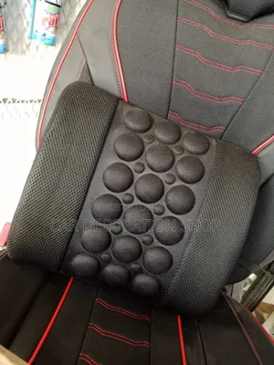 Ergonomic Rectangular Massage Cushion With Textured Massage Bubble