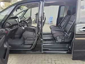 Nissan Serena 2019 Matt Black