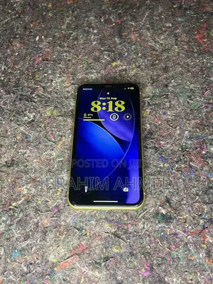 Apple iPhone 11 128 GB Yellow