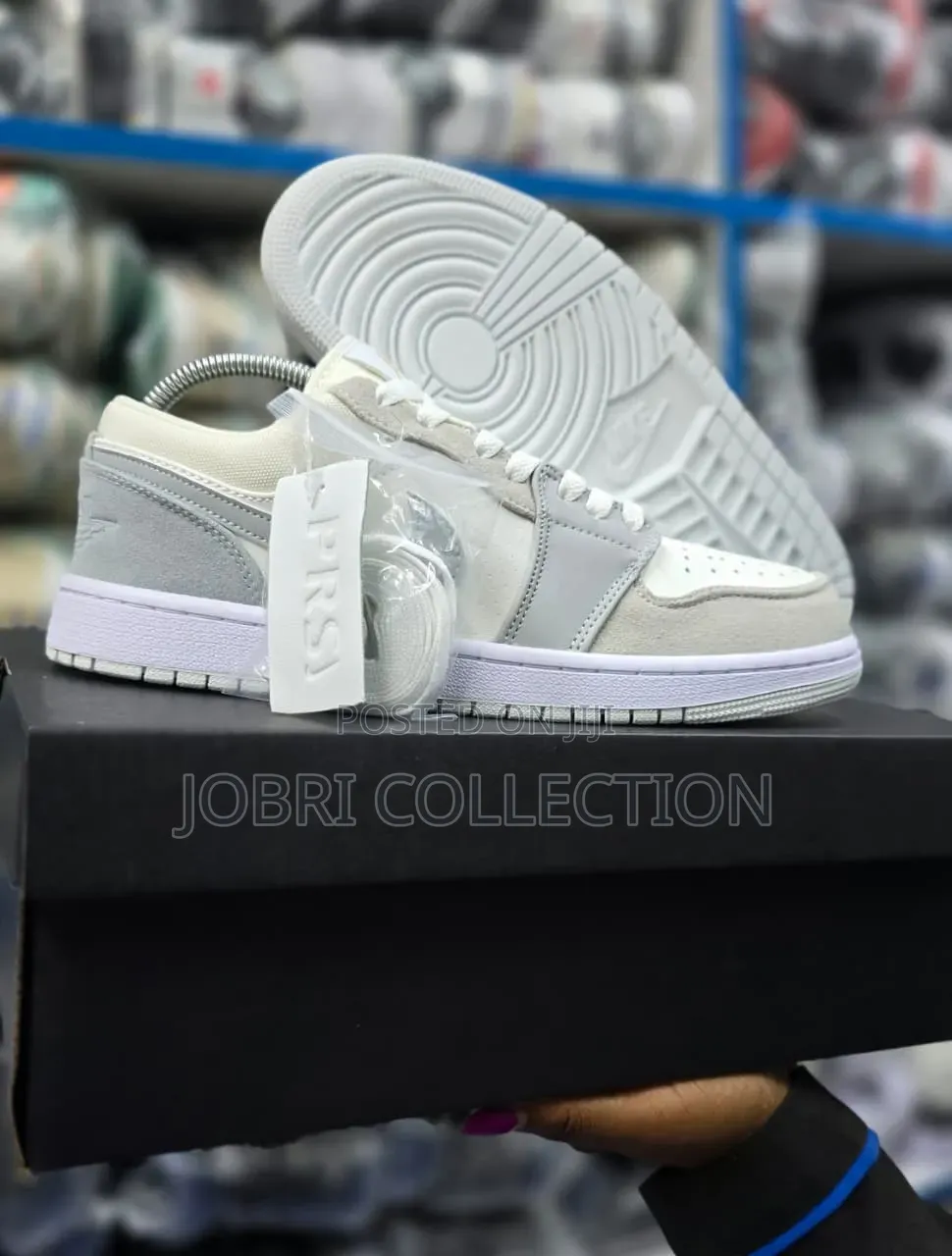 Air Jordan 1 Low 'Paris' Sneakers
