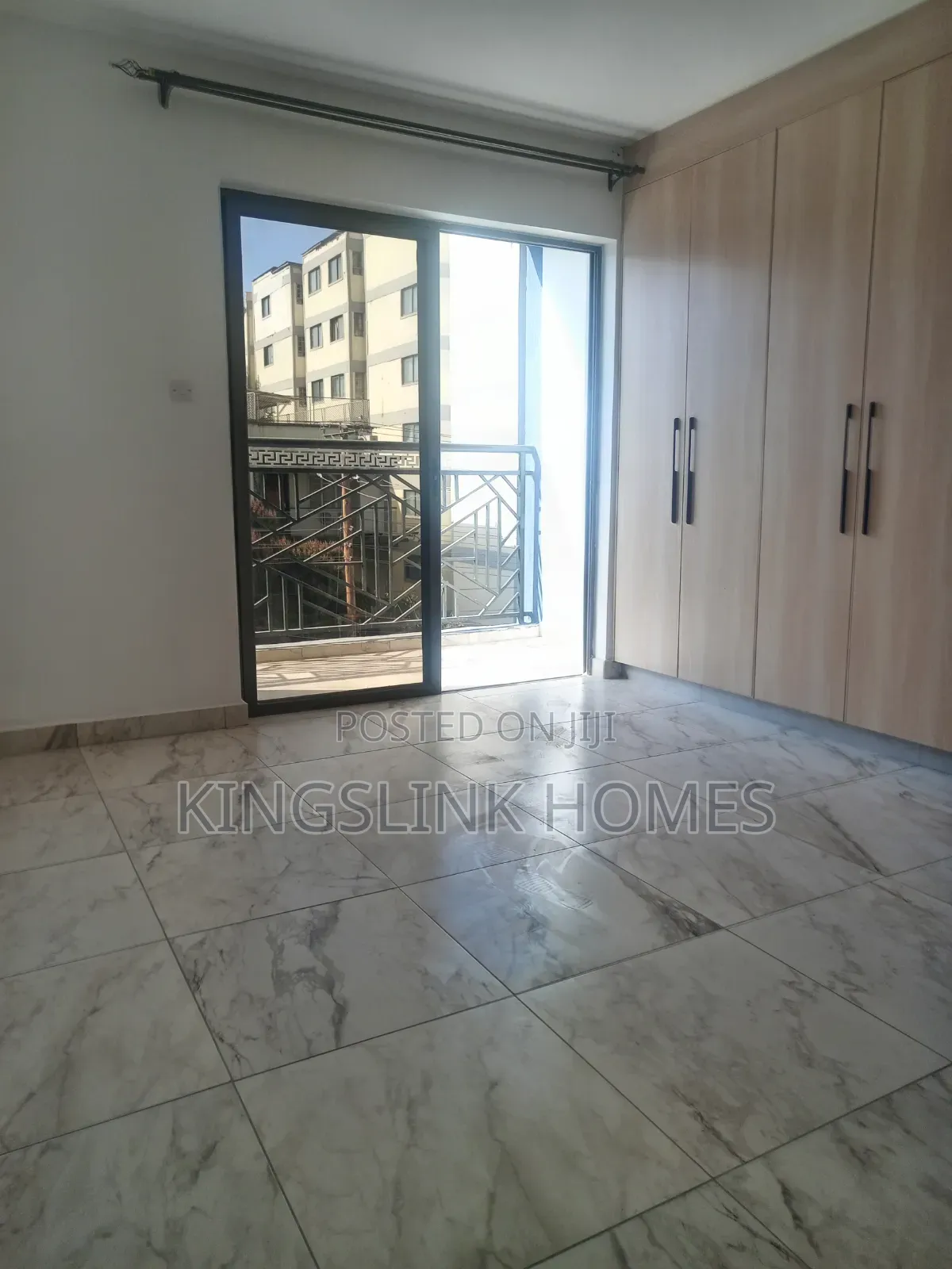 3bdrm Apartment in Nairobi West, Madaraka for rent