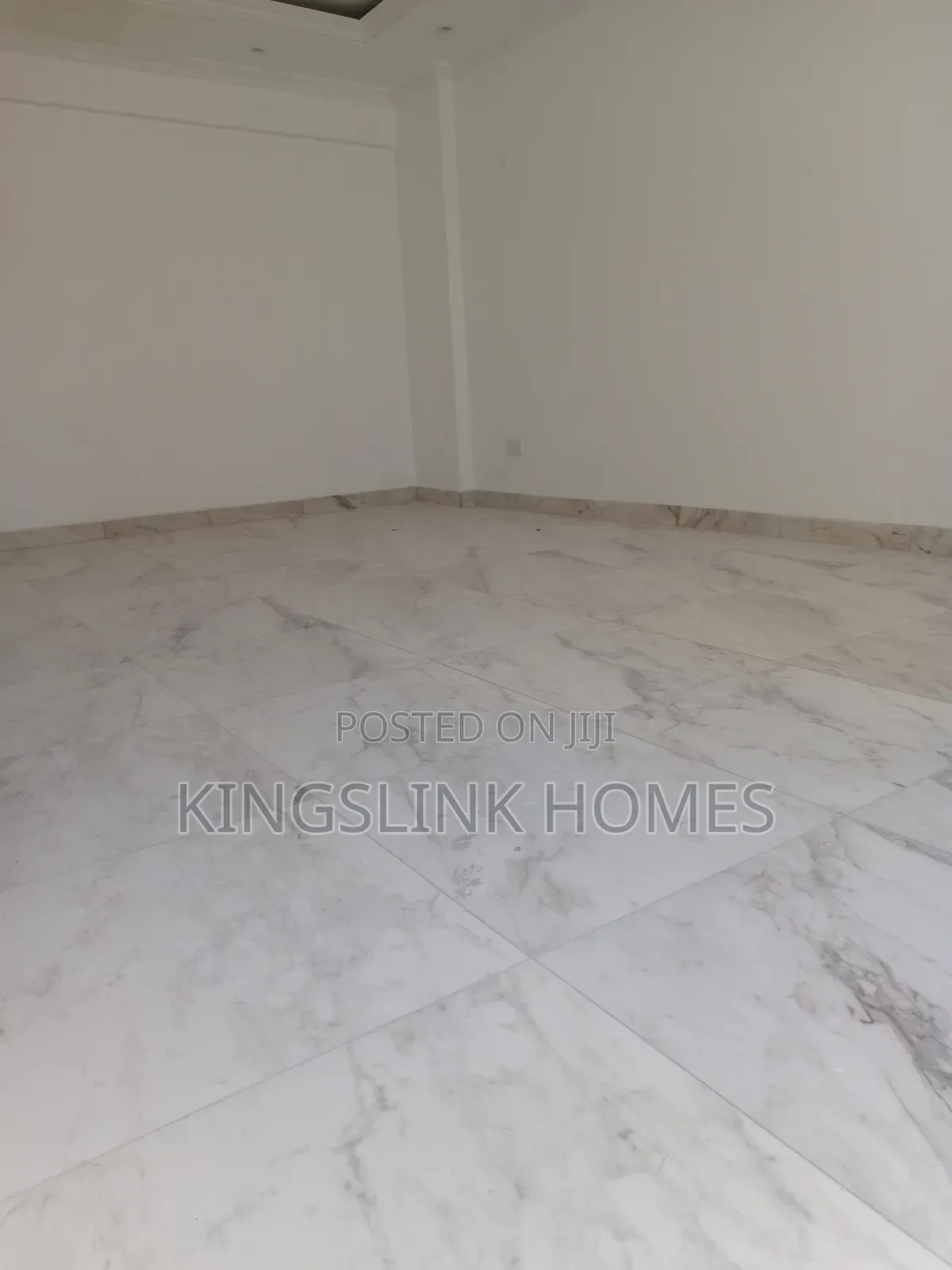 3bdrm Apartment in Nairobi West, Madaraka for rent