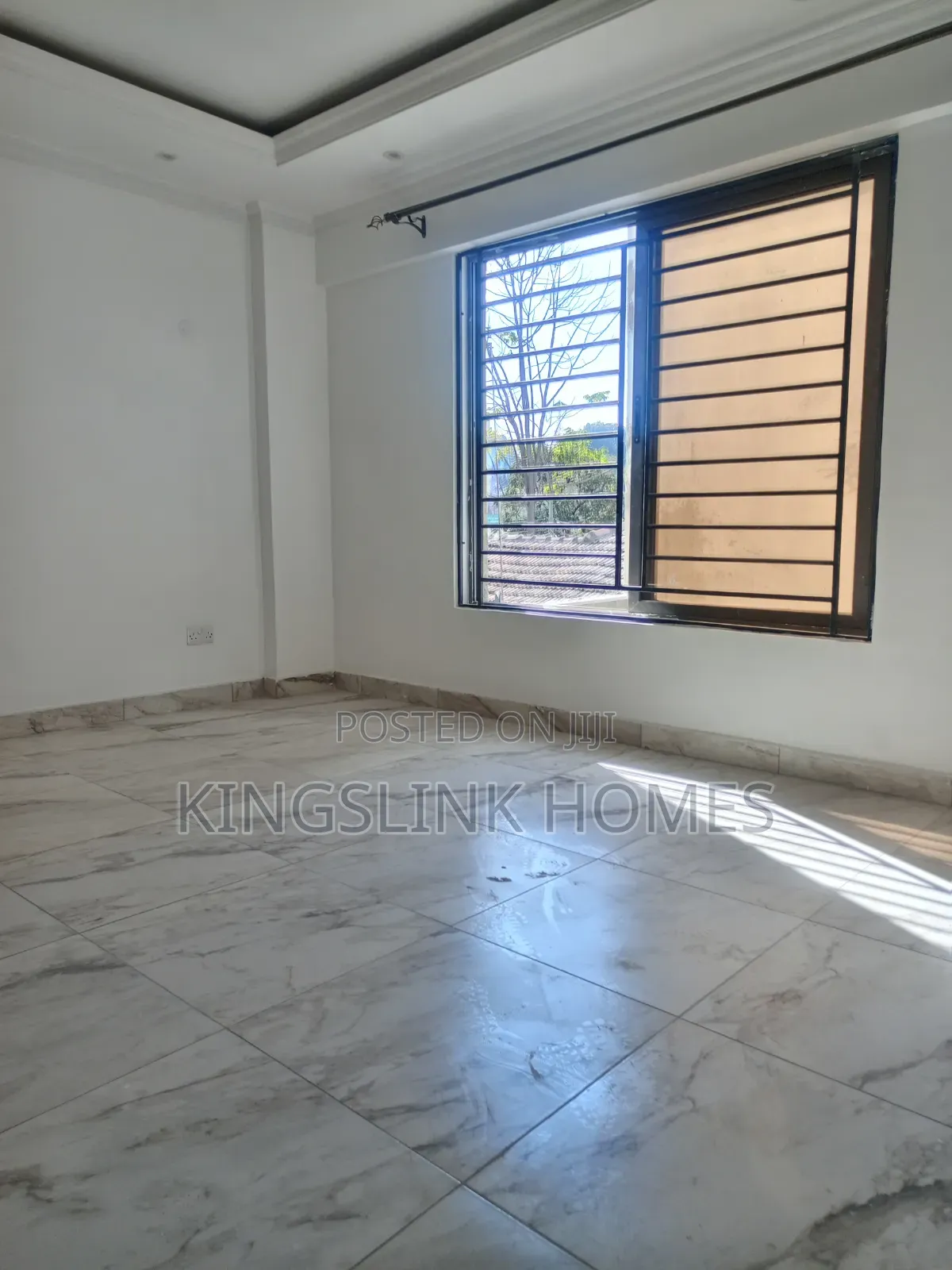 3bdrm Apartment in Nairobi West, Madaraka for rent
