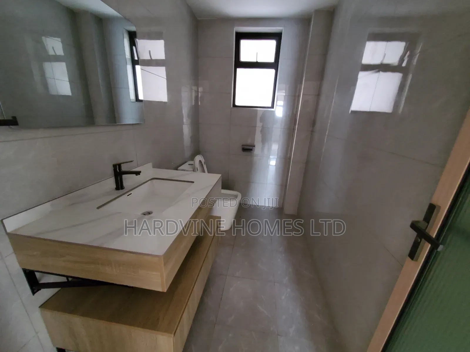 4bdrm Apartment in Riverside Drive for rent