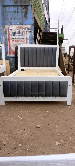Quality Purple  Mocket Bed 5x6 and 6x6 Available