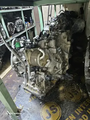 Gearbox (4×4) Mr20 for Nissan X-Trail, Bluebird,etc