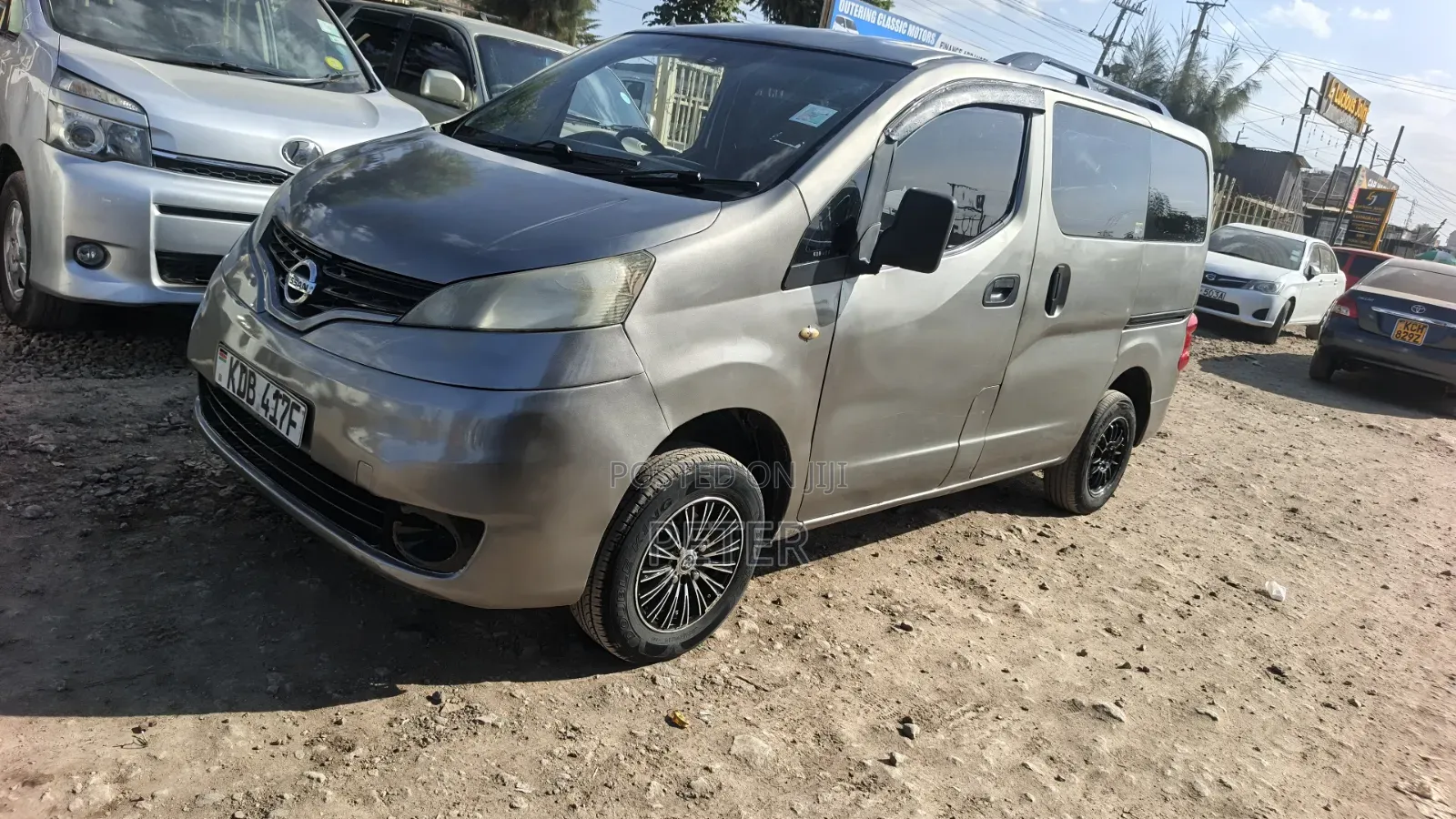 Nissan NP200 2013 Gray