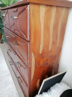 5x6 Mahogany Bed/Bedside and Chest of Drawers for Sale