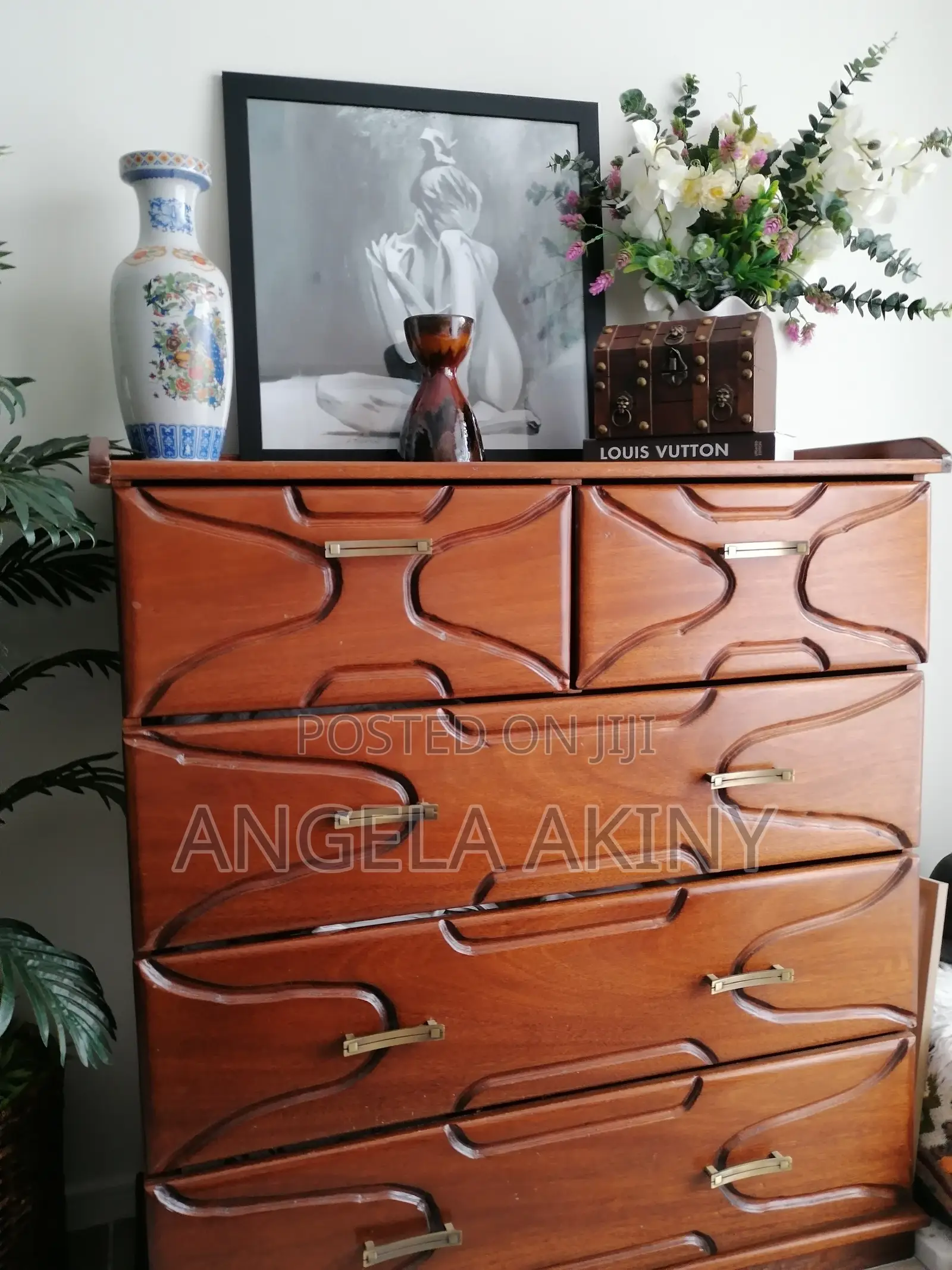 5x6 Mahogany Bed/Bedside and Chest of Drawers for Sale