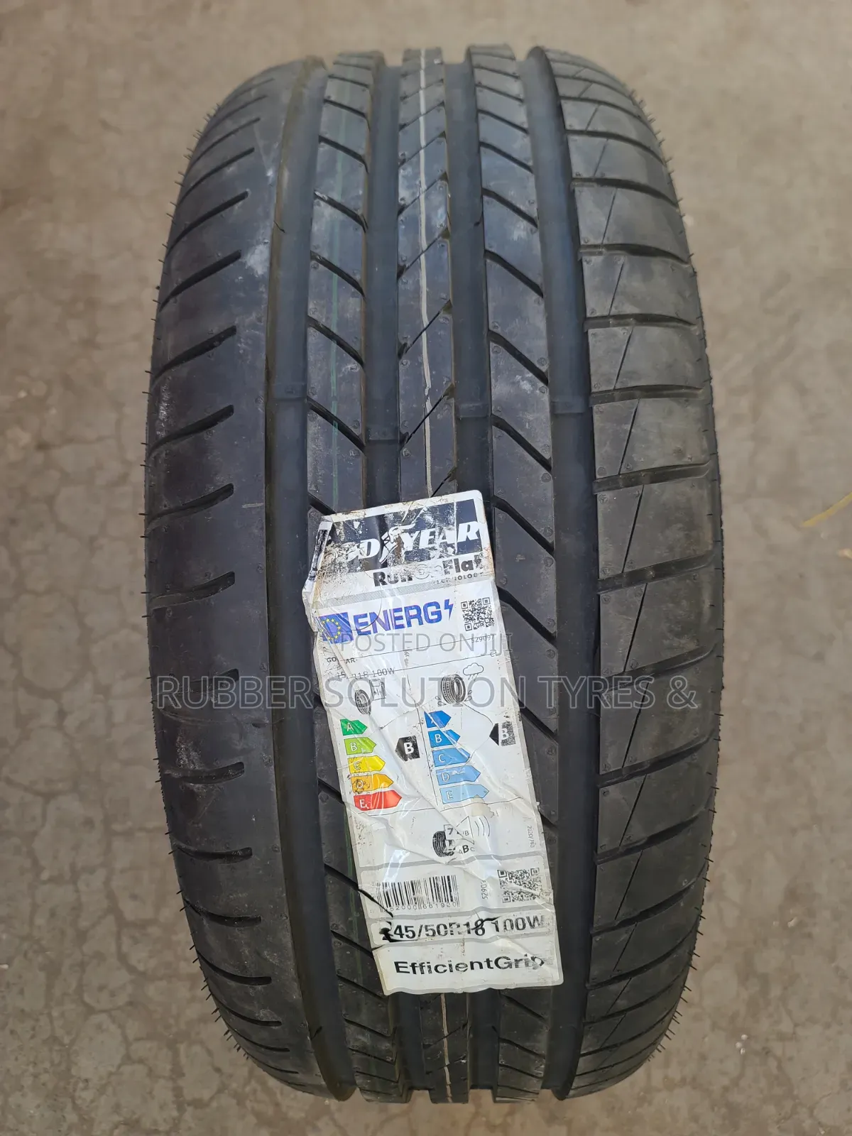 245 /50 R18 Goodyear Tyres 100W EFFICIENT GRIP Runflat