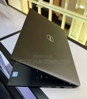 Laptop Dell Latitude 7390 8GB Intel Core i5 SSD 256GB