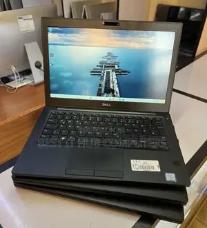 Laptop Dell Latitude 7390 8GB Intel Core i5 SSD 256GB