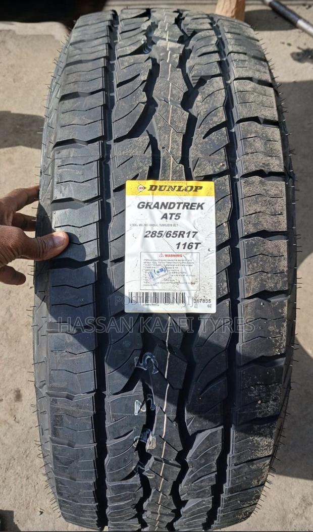 285-65r17 Dunlop Tyre - main view