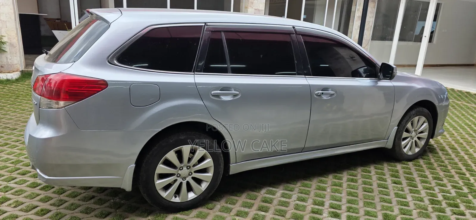 Subaru Legacy 2011 Gray