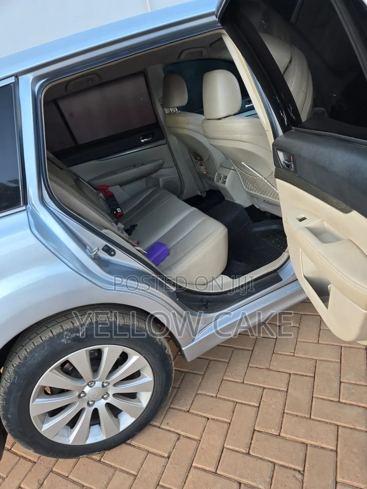 Subaru Legacy 2011 Gray
