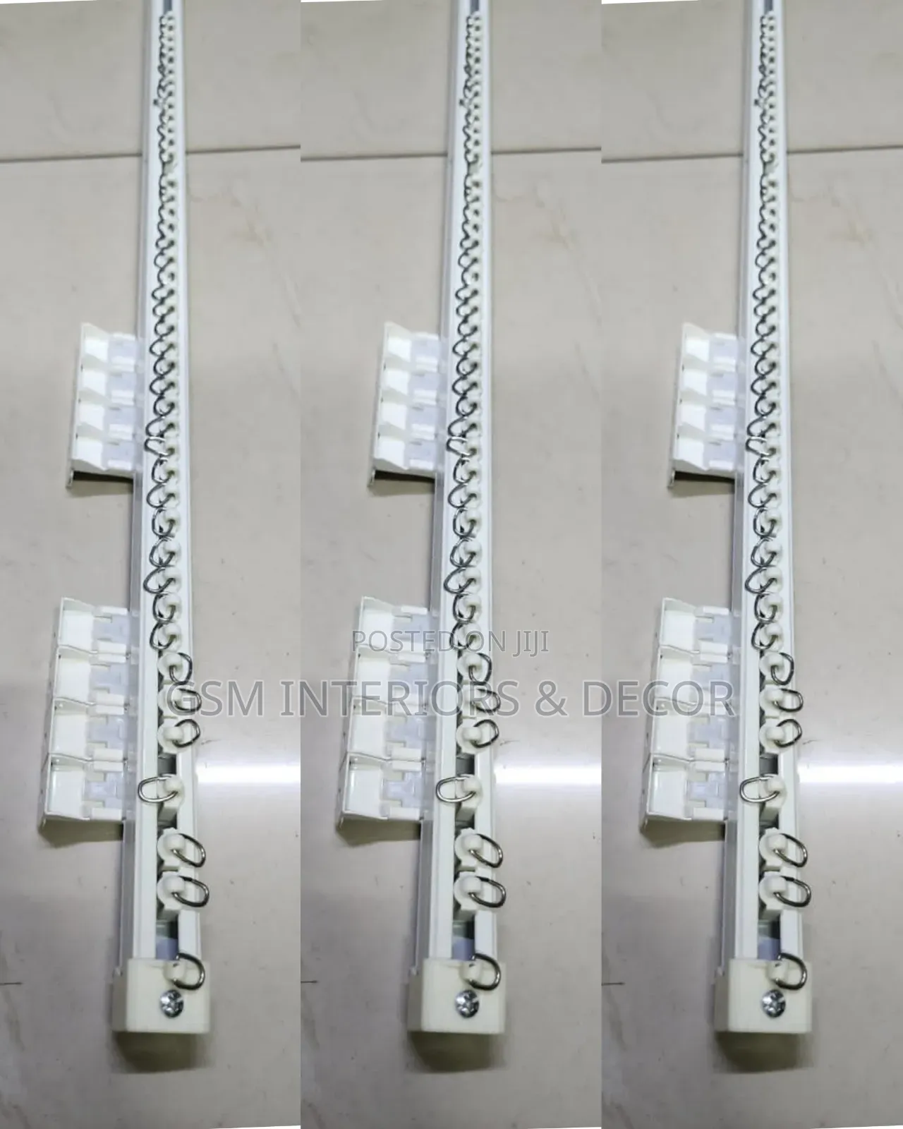Aluminium Track Rails With Adequate Accessoring in Ceiling/Wall Mount