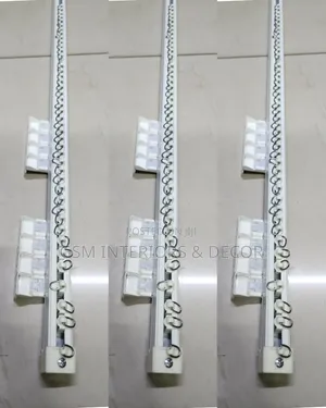 Aluminium Track Rails With Adequate Accessoring in Ceiling/Wall Mount