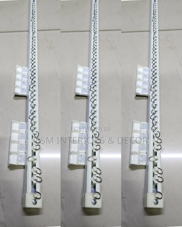 Aluminium Track Rails With Adequate Accessoring in Ceiling/Wall Mount - main view
