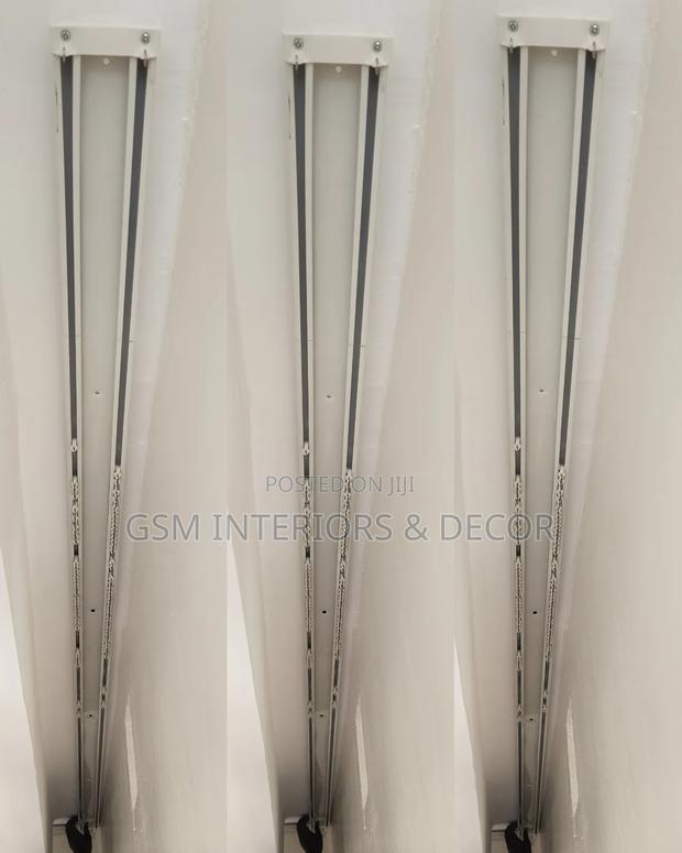 Aluminium Track Rails With Adequate Accessoring in Ceiling/Wall Mount - thumbnail 2