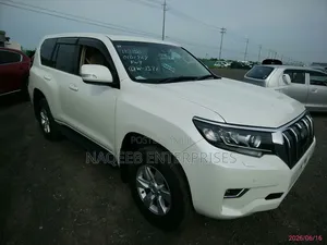 Toyota Land Cruiser Prado 2019 White