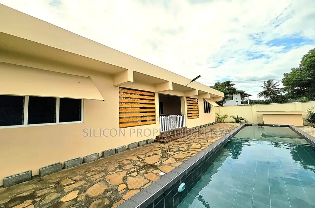 Furnished 3bdrm Villa in Diani for sale