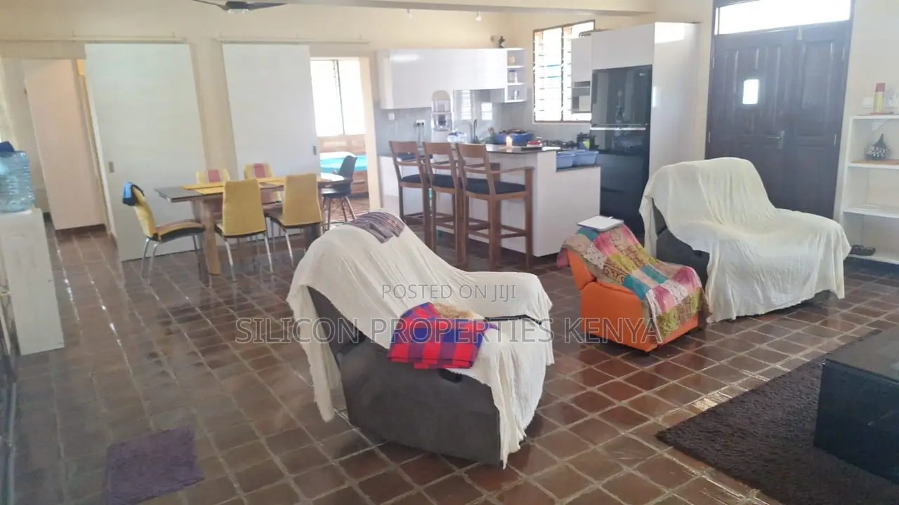Furnished 3bdrm Villa in Diani for sale