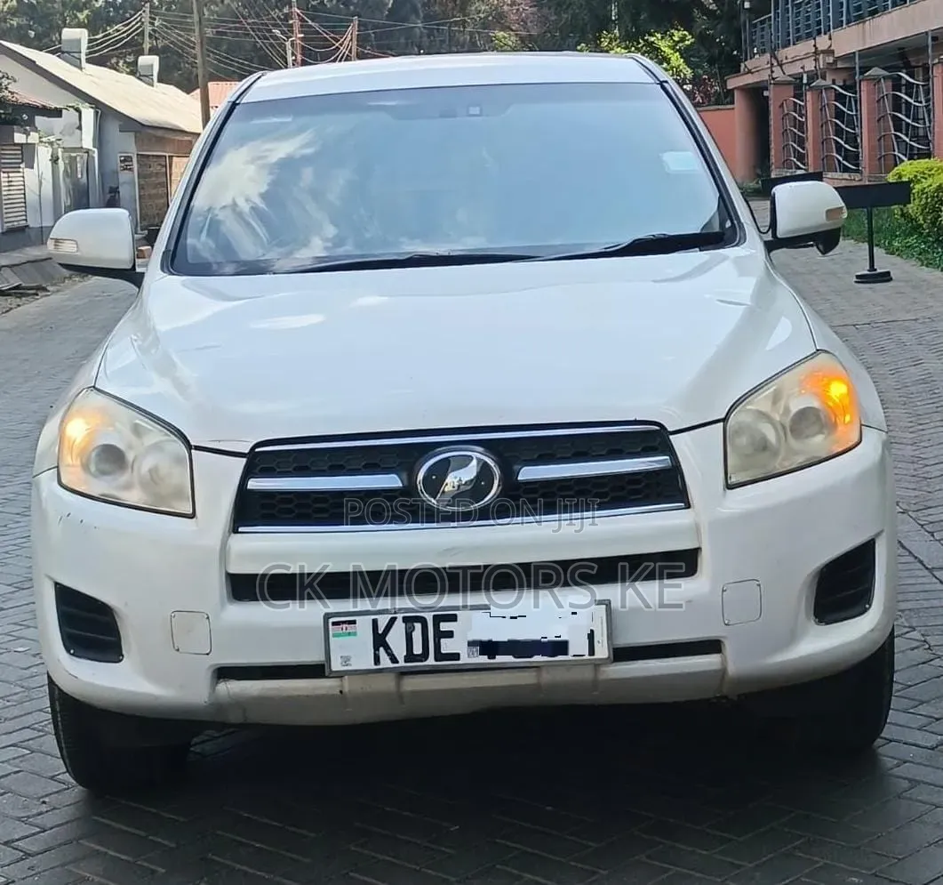 Toyota RAV4 2014 White