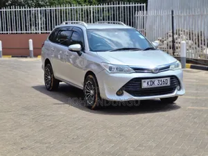 Toyota Corolla Fielder 2015 Silver