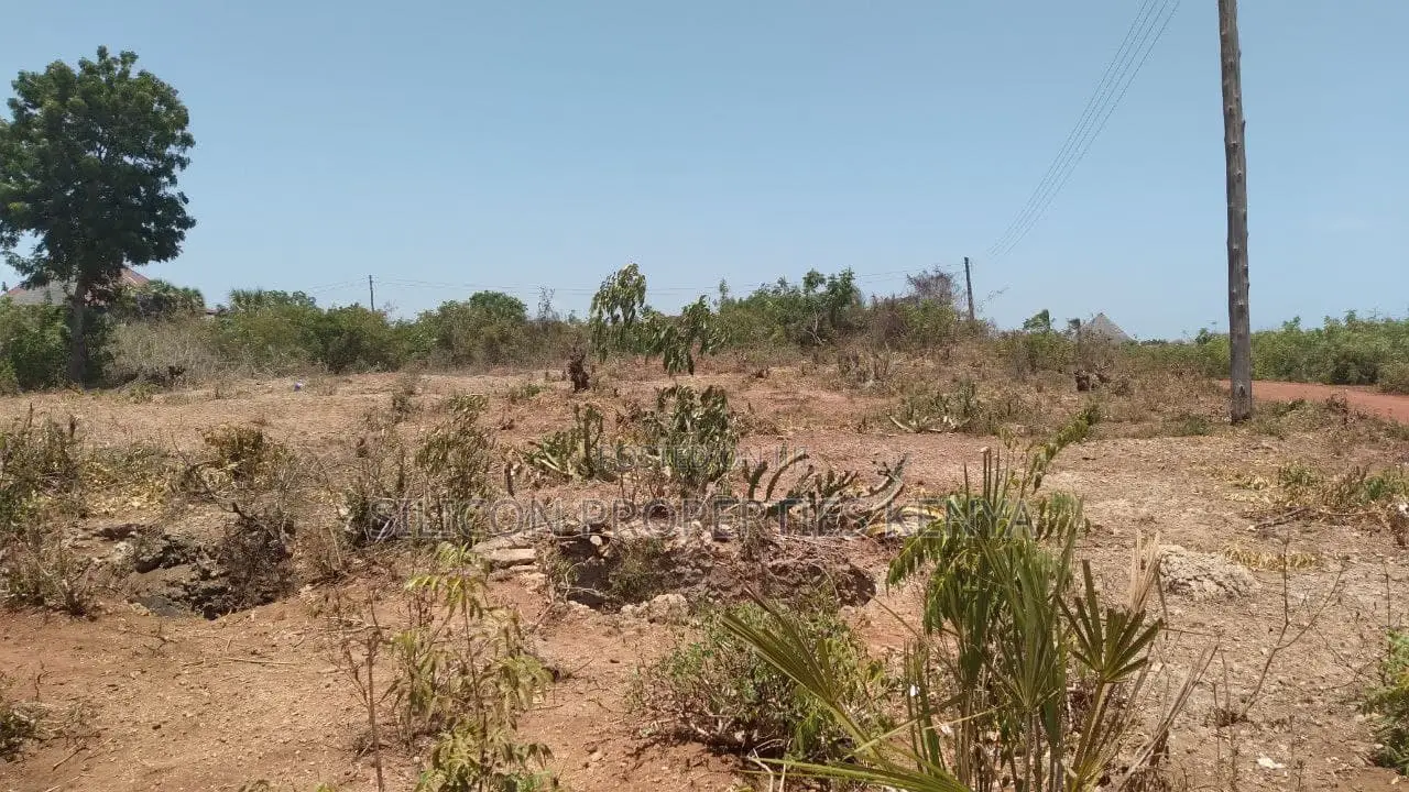 0.25-Acre Plot in Galu