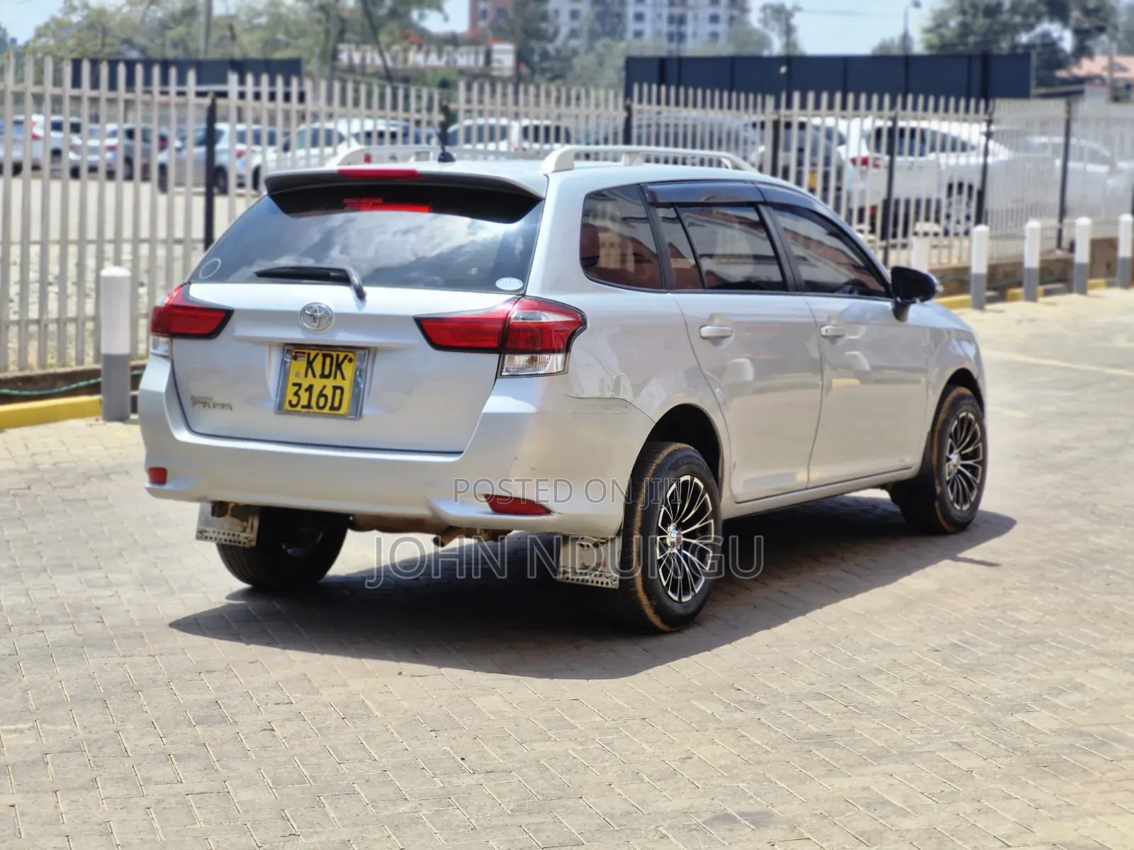 Toyota Corolla Fielder 2015 Silver