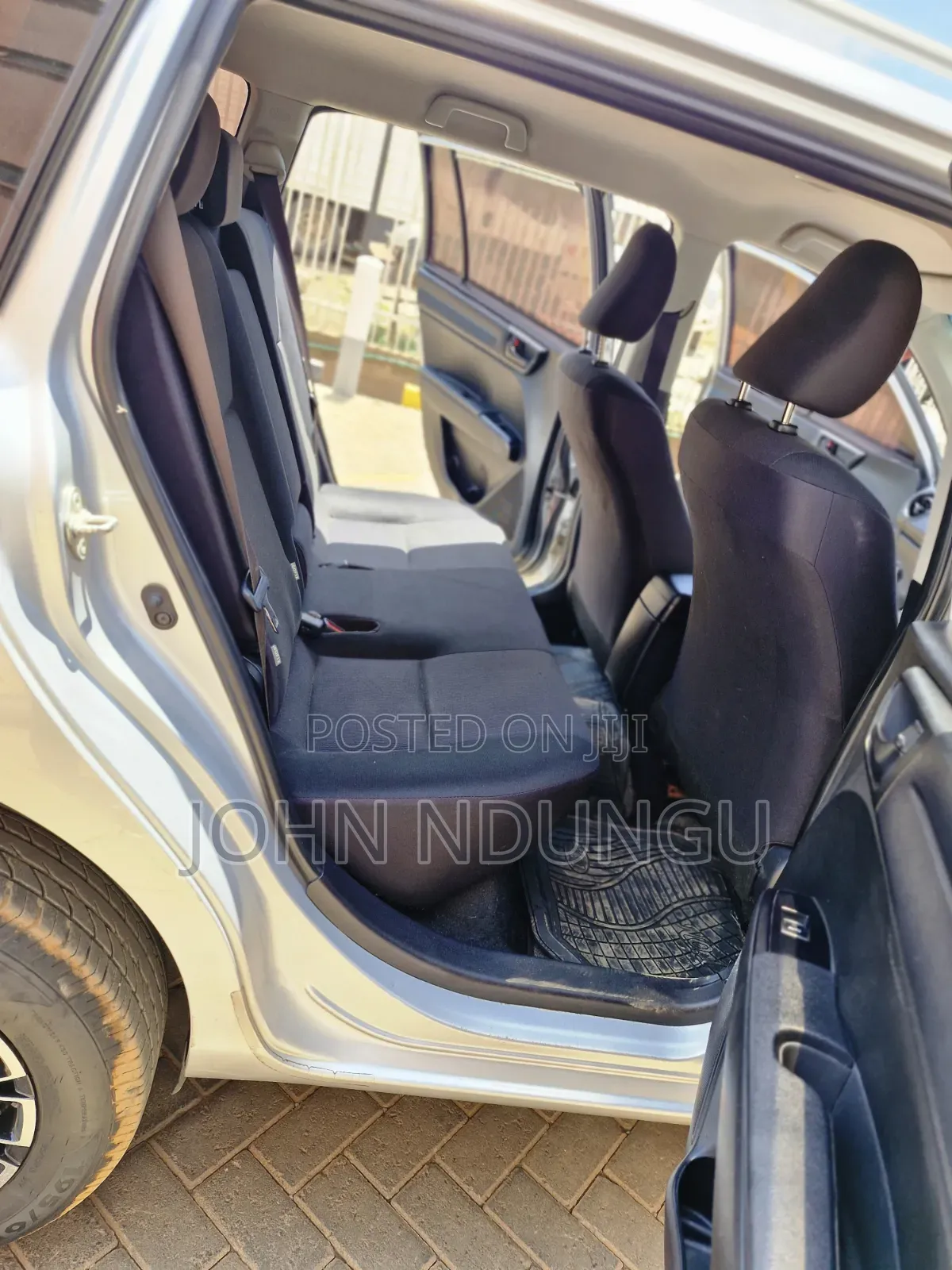 Toyota Corolla Fielder 2015 Silver