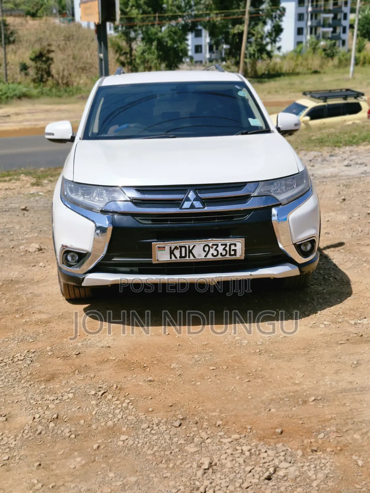 Mitsubishi Outlander 2015 White