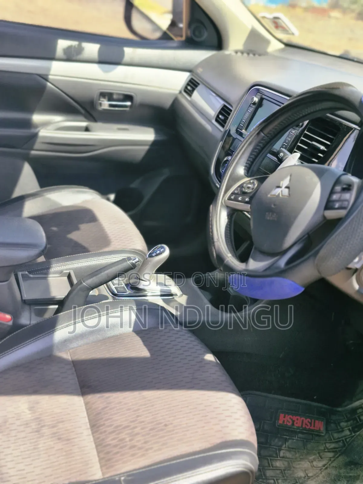 Mitsubishi Outlander 2015 White