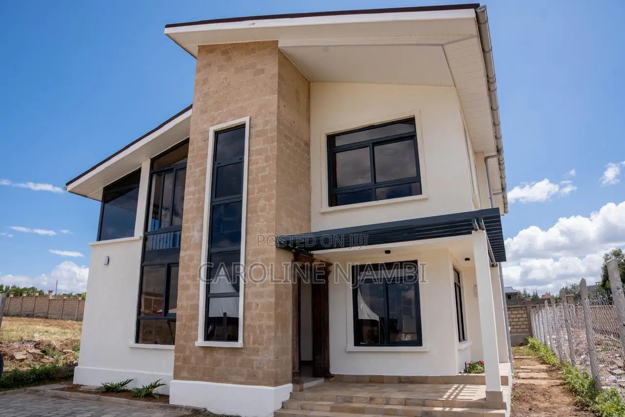4bdrm Villa in Evan’S Ridge, Karai for sale