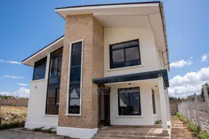 4bdrm Villa in Evan’S Ridge, Karai for sale