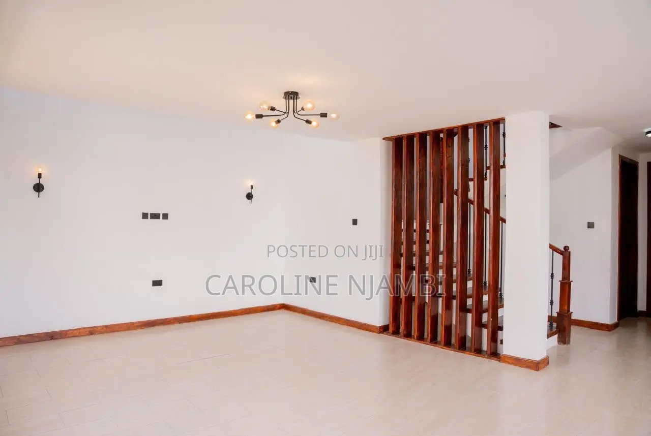 4bdrm Villa in Evan’S Ridge, Karai for sale