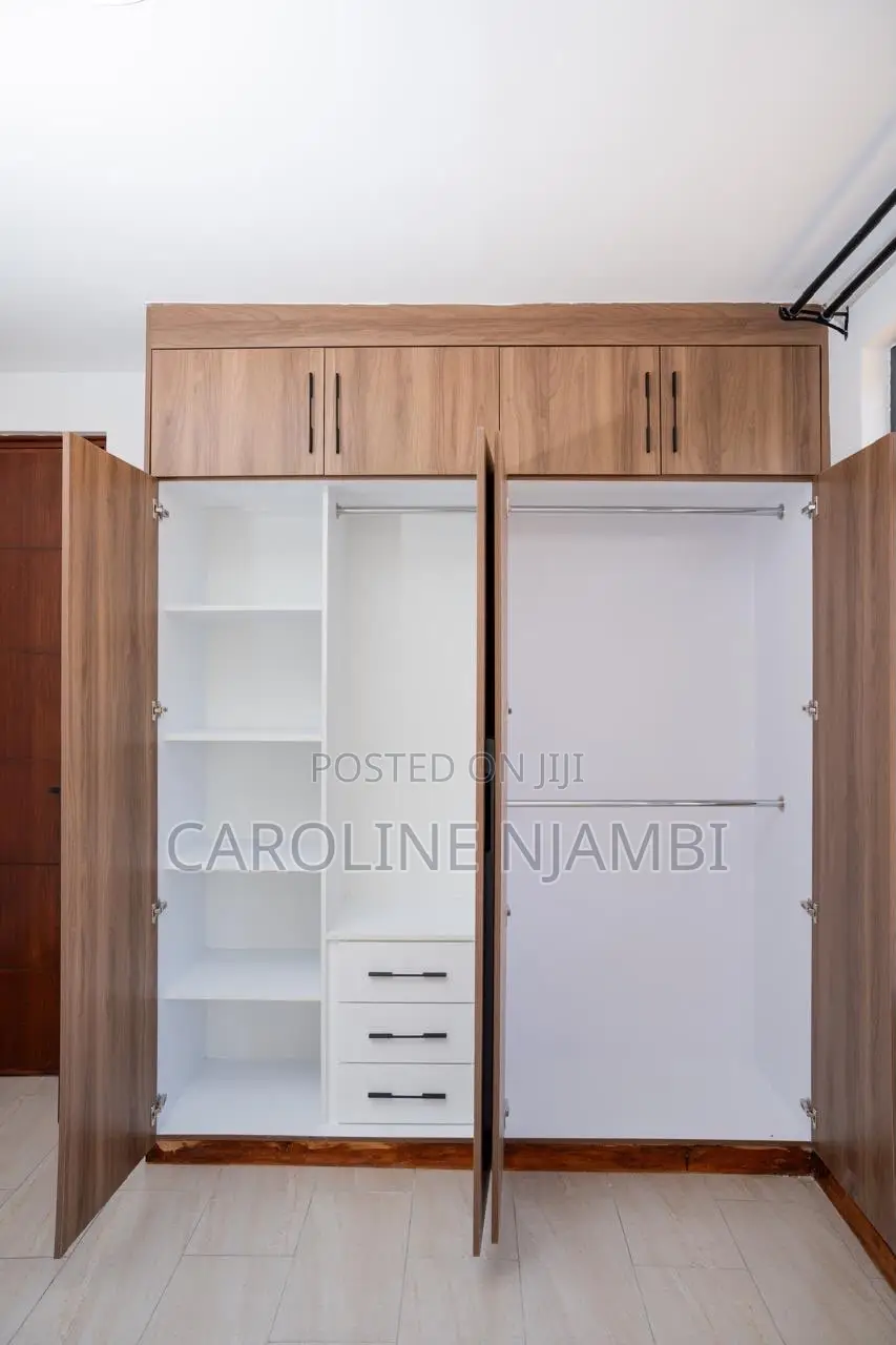 4bdrm Villa in Evan’S Ridge, Karai for sale