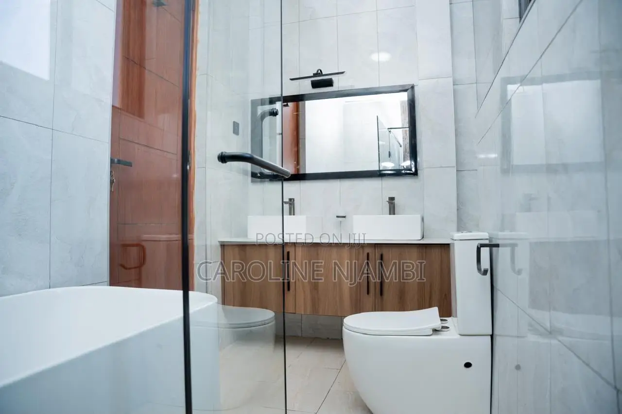 4bdrm Villa in Evan’S Ridge, Karai for sale