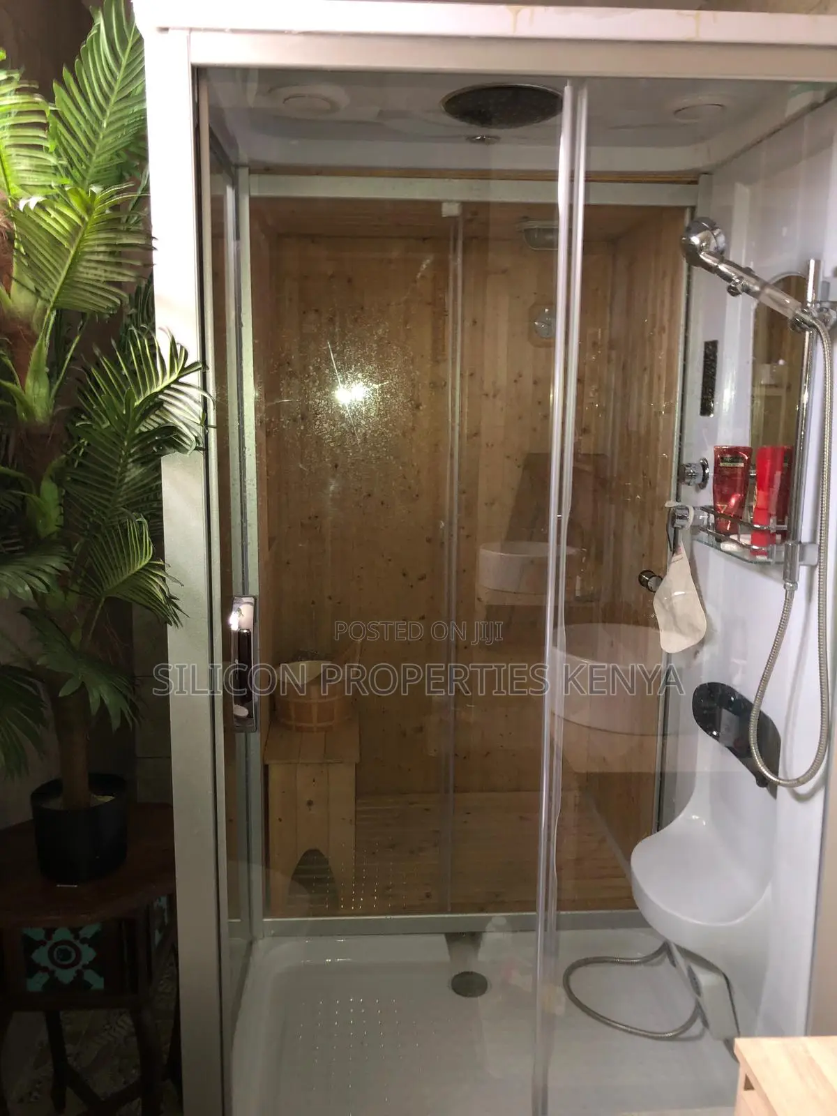 5bdrm Bungalow in Diani for sale
