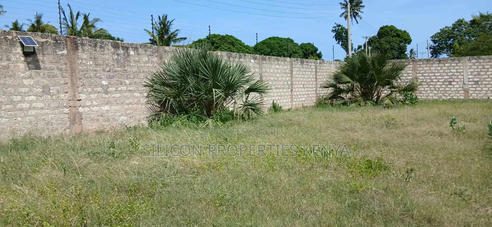 5bdrm Bungalow in Diani for sale