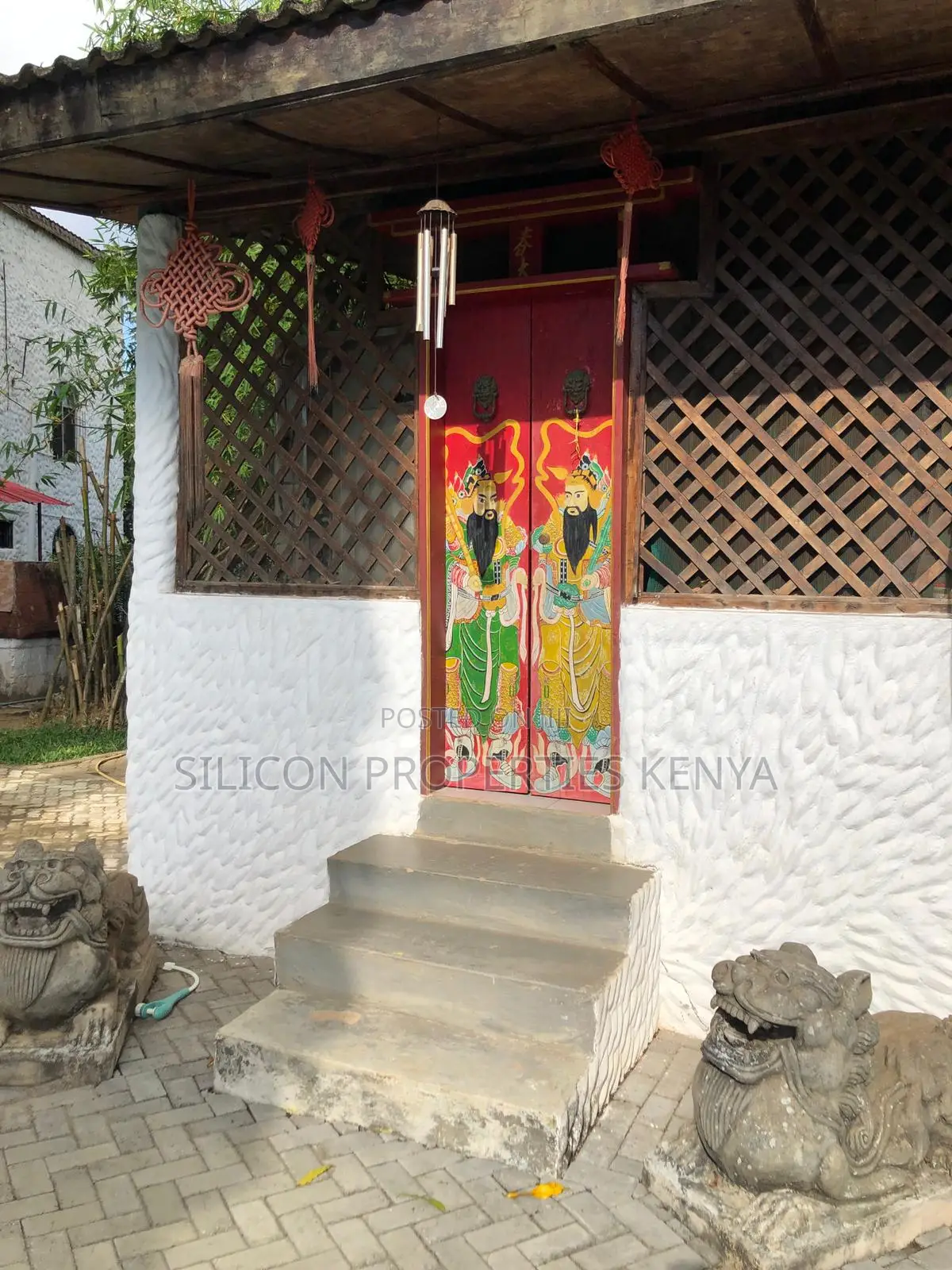 5bdrm Bungalow in Diani for sale