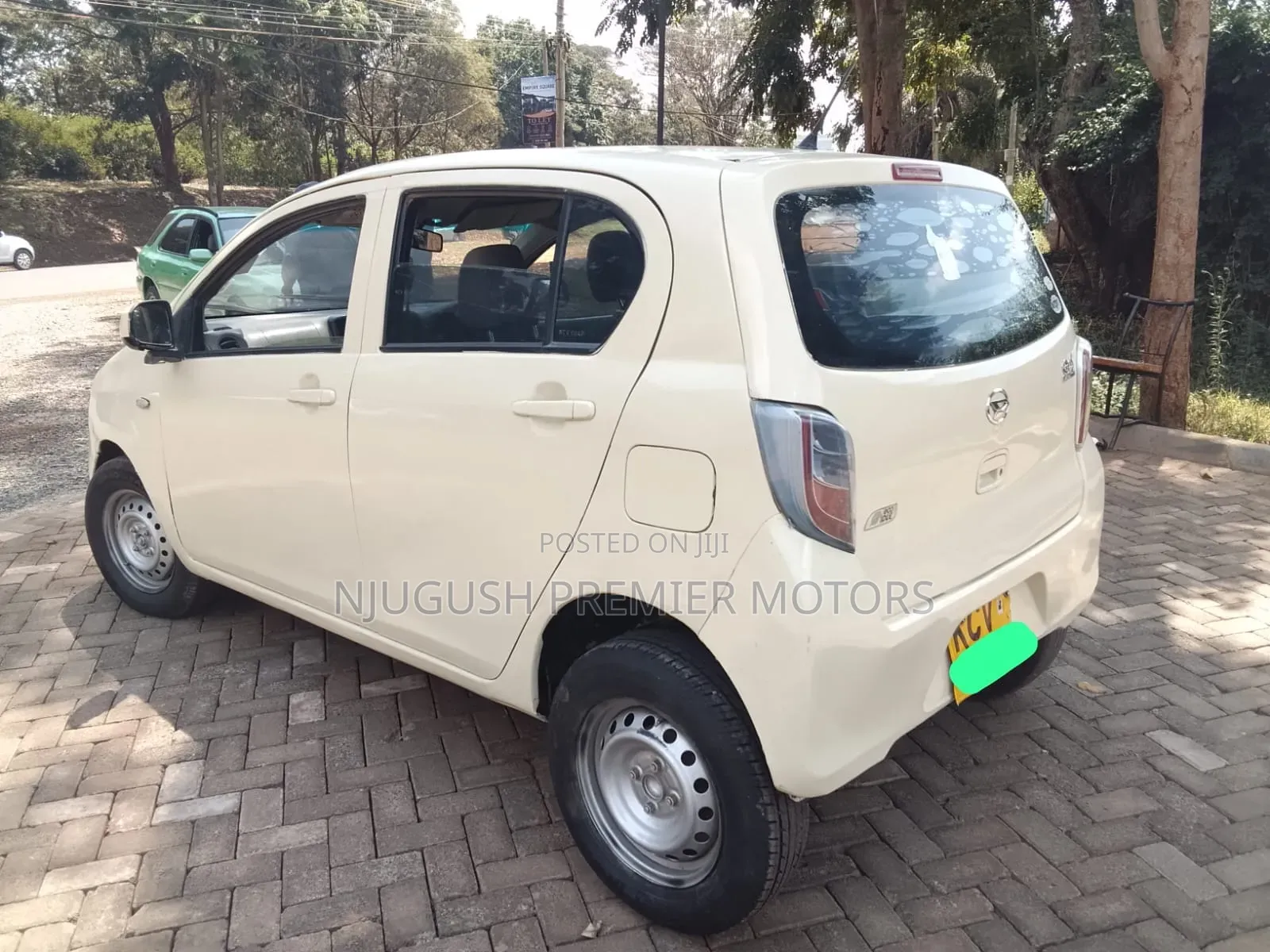 Daihatsu Mira 2012 Yellow